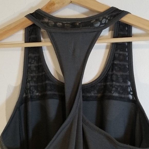 LOLE Twist Criss Cross Racerback Mix Media Tank Top Women's Small Dark Grey Camo - Picture 3 of 10